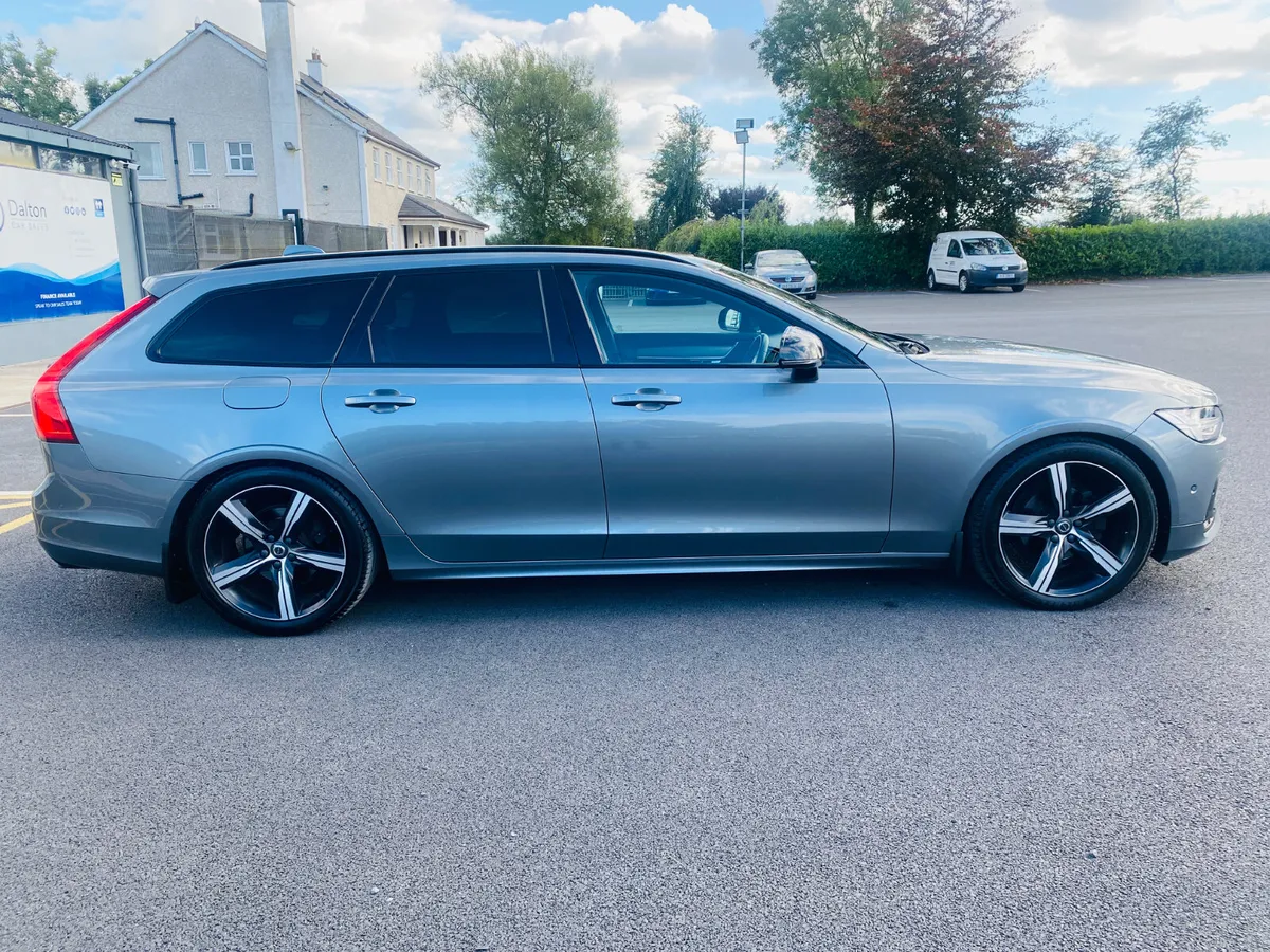 VOLVO V90 R-DESIGN ESTATE AUTO 2020 (202) - Image 4