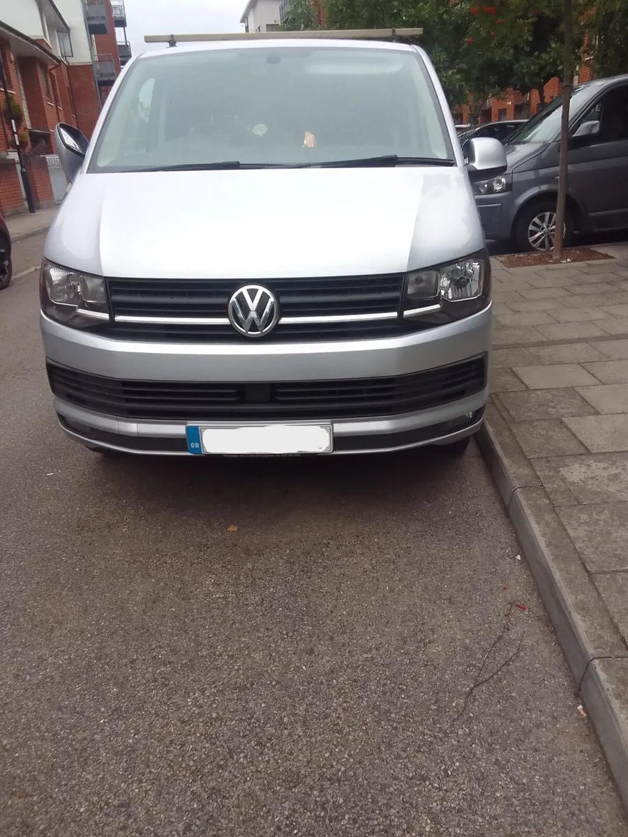 Volkswagen Transporter Van - Image 2