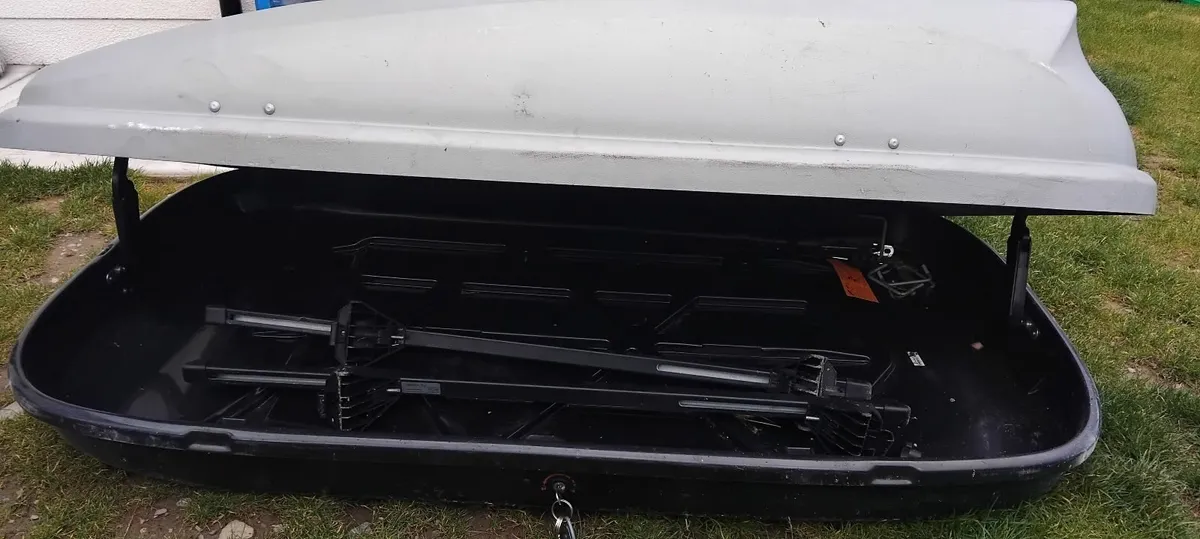car roof box & racks - Image 2