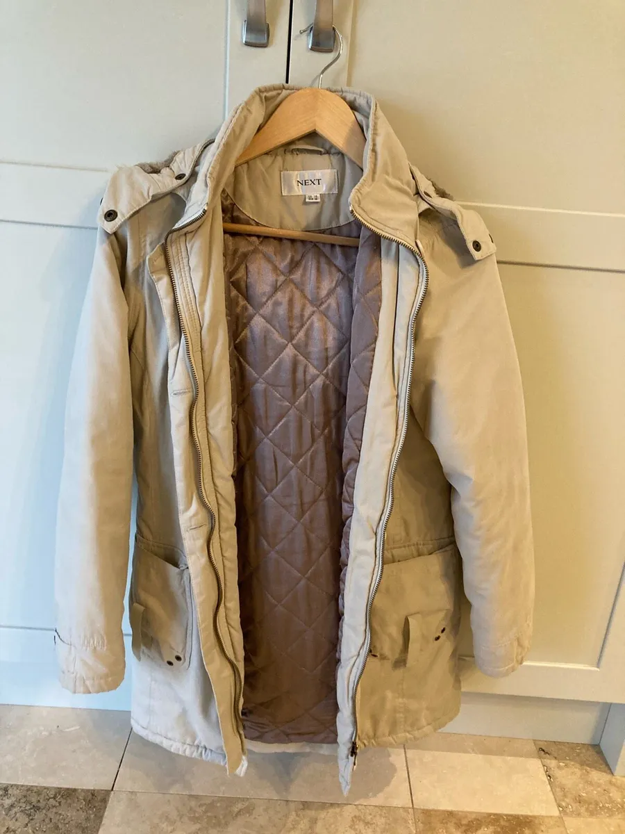 Coats - Image 3