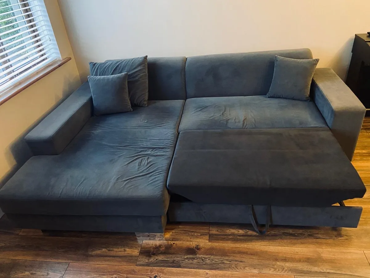 Sofa bed - Image 1