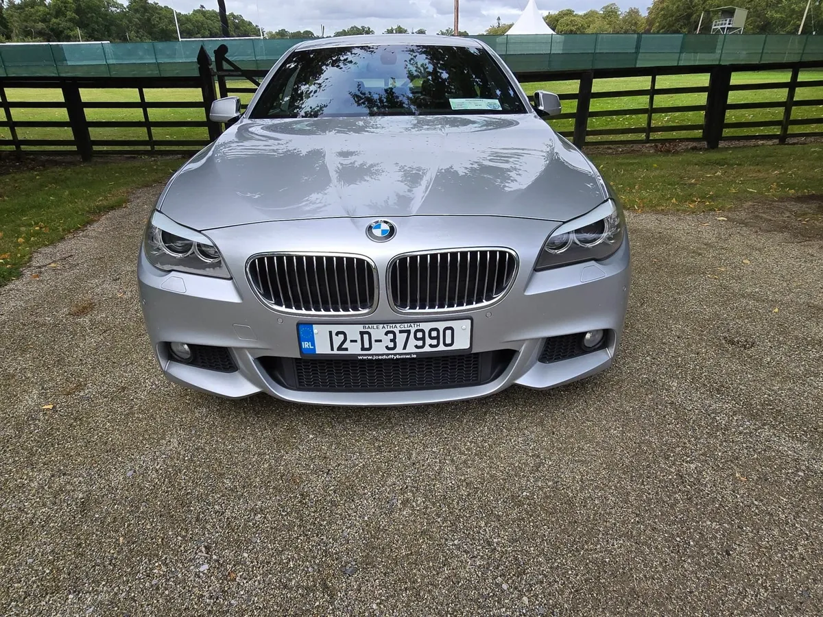 2012 BMW 520 M SPORT ( MINT CONDITION / LOW KM) - Image 2
