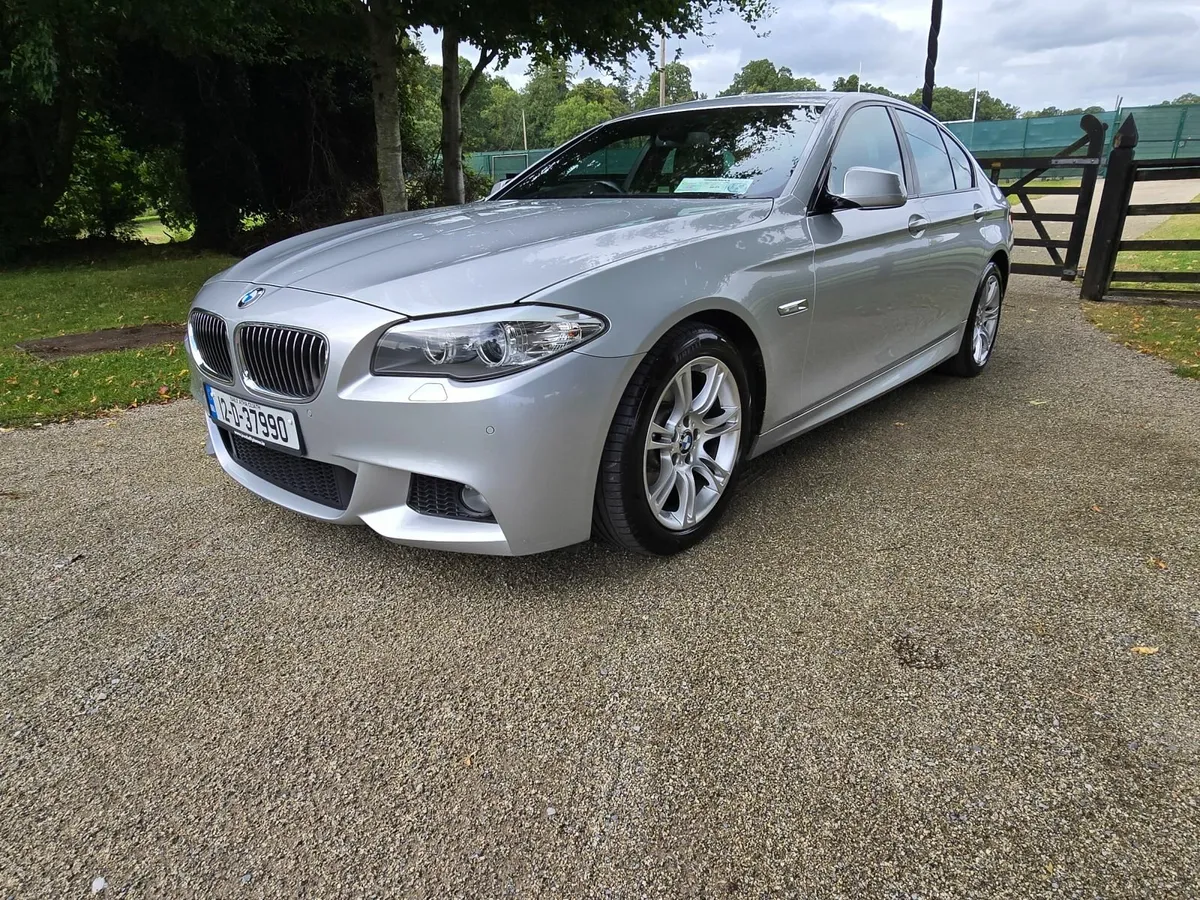2012 BMW 520 M SPORT ( MINT CONDITION / LOW KM) - Image 3