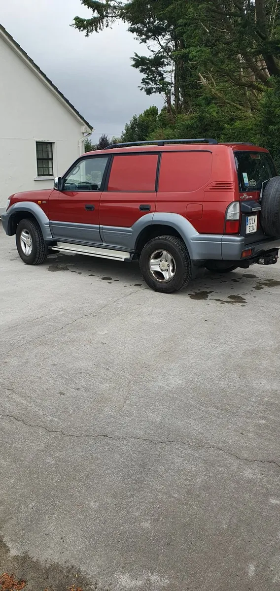 Toyota Land Cruiser 2002 - Image 2