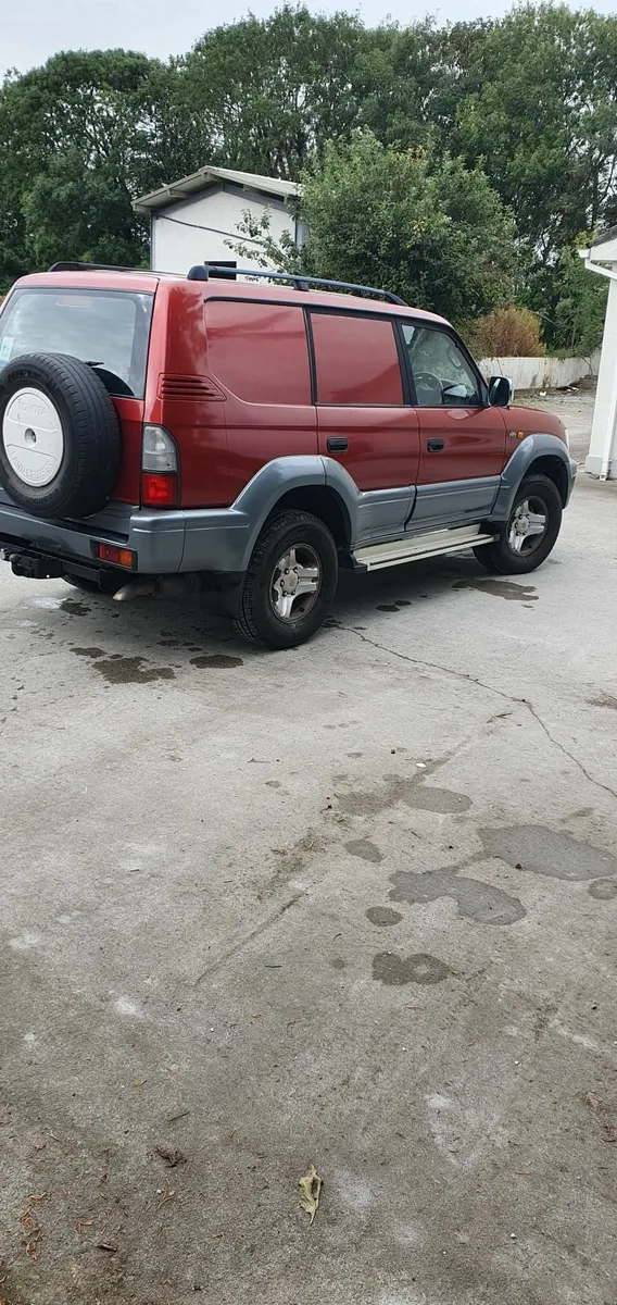 Toyota Land Cruiser 2002 - Image 4