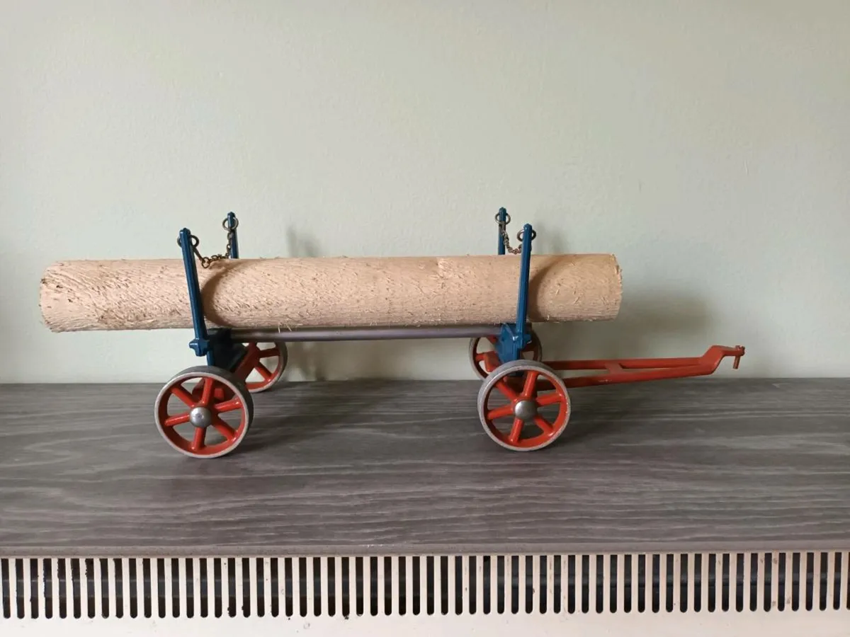 Log trailer - Image 1