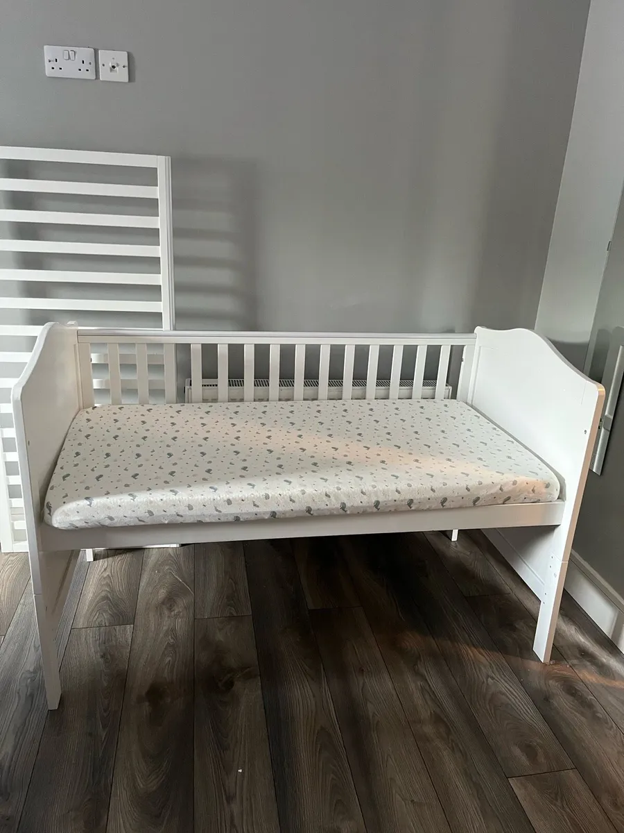 Baby Cot and High chair - Image 2