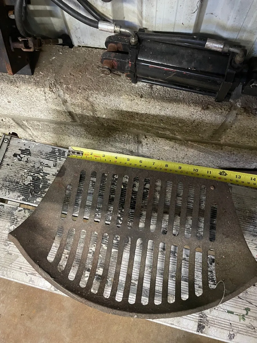 Fire grate, Free to take. - Image 4
