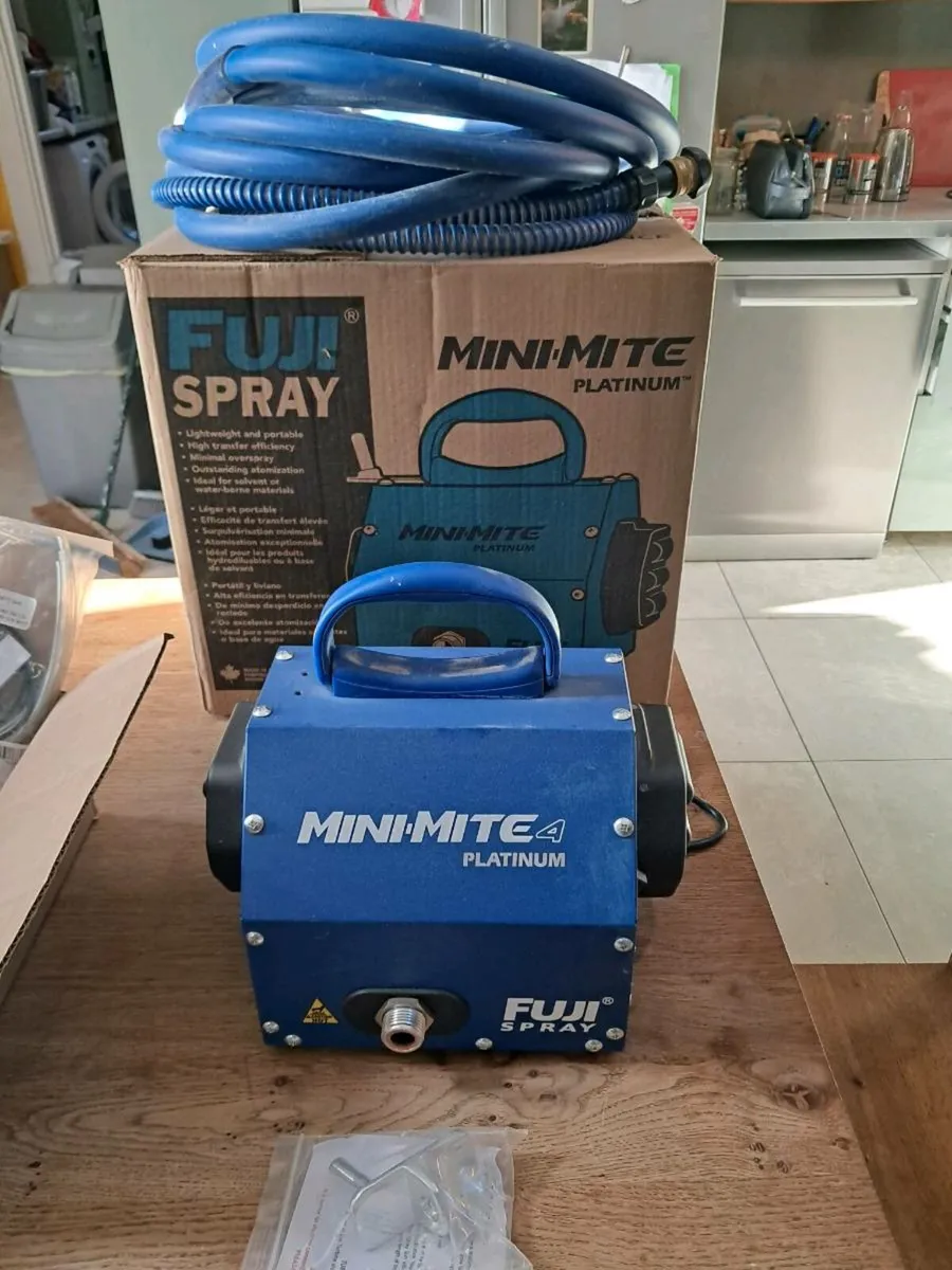 Fuji mini mite 4 platinum t70  hvlp spray system - Image 4