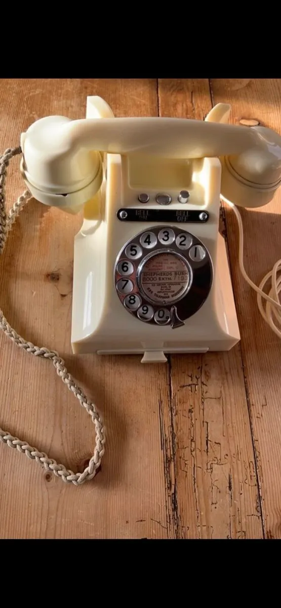Rear Ivory Bakelite Telephone GPO 1950s WORKING!! - Image 1