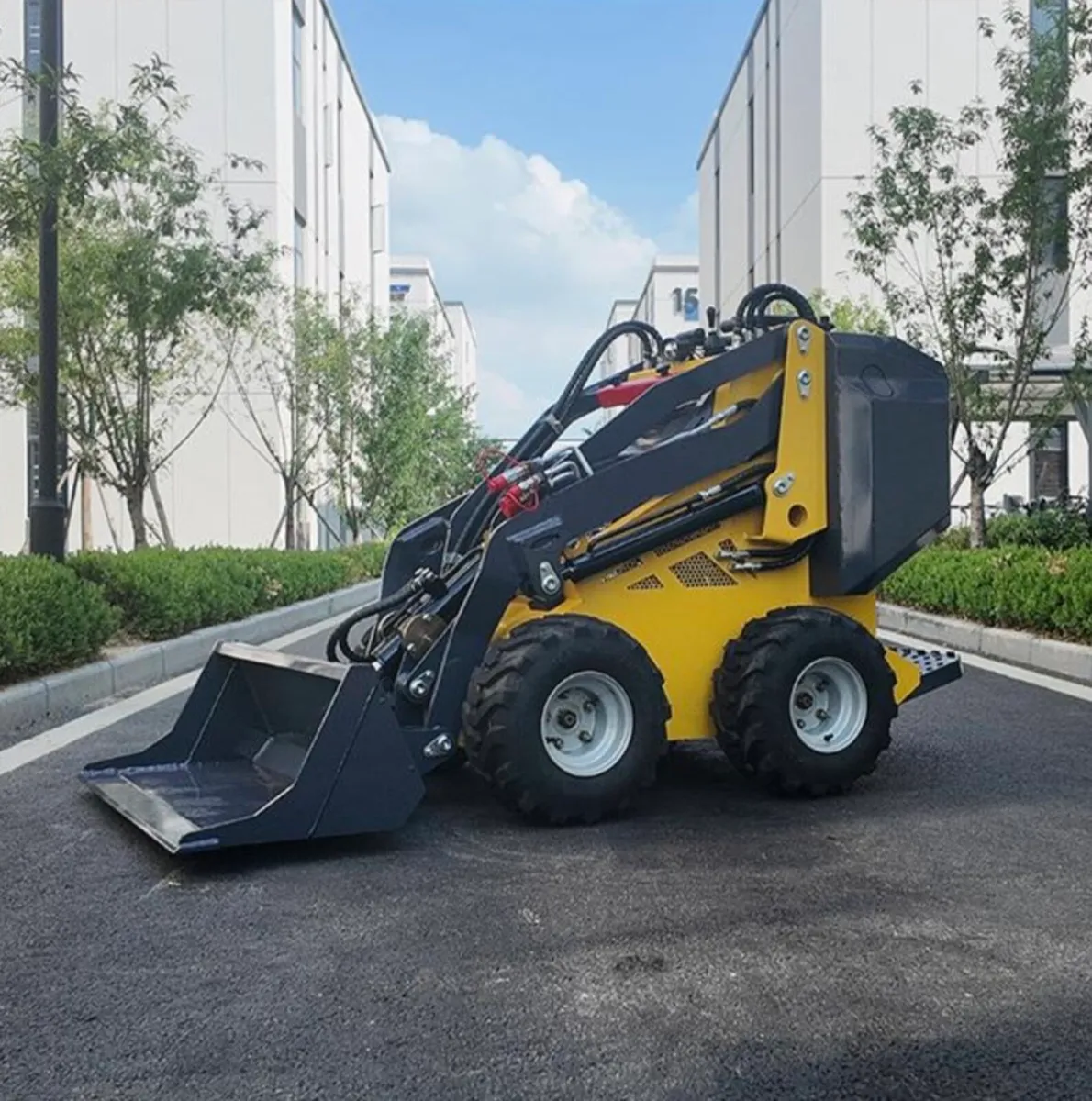 Mini skid steer loaders - Image 2
