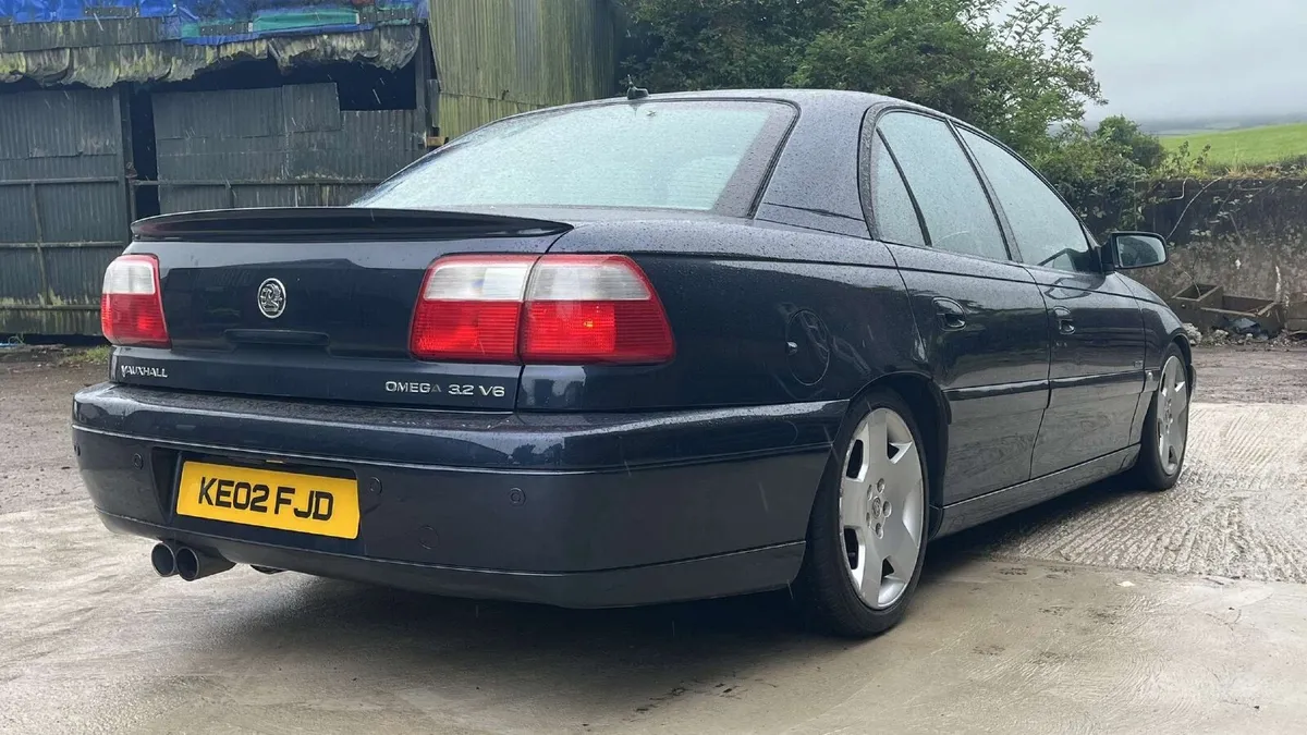 Vauxhall Omega mv6 - Image 3