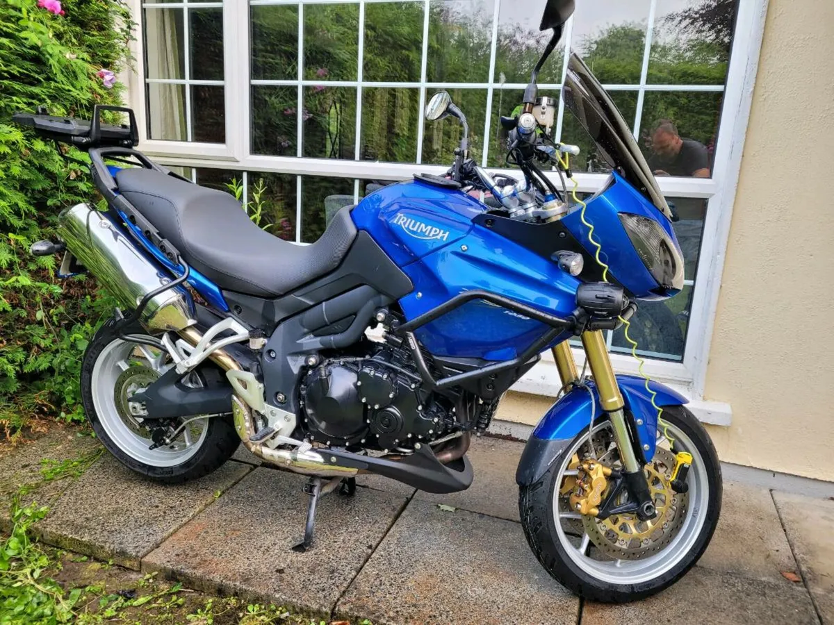 Triumph tiger 1050 - Image 1