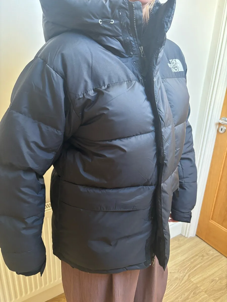Black puffer jacket - Image 2