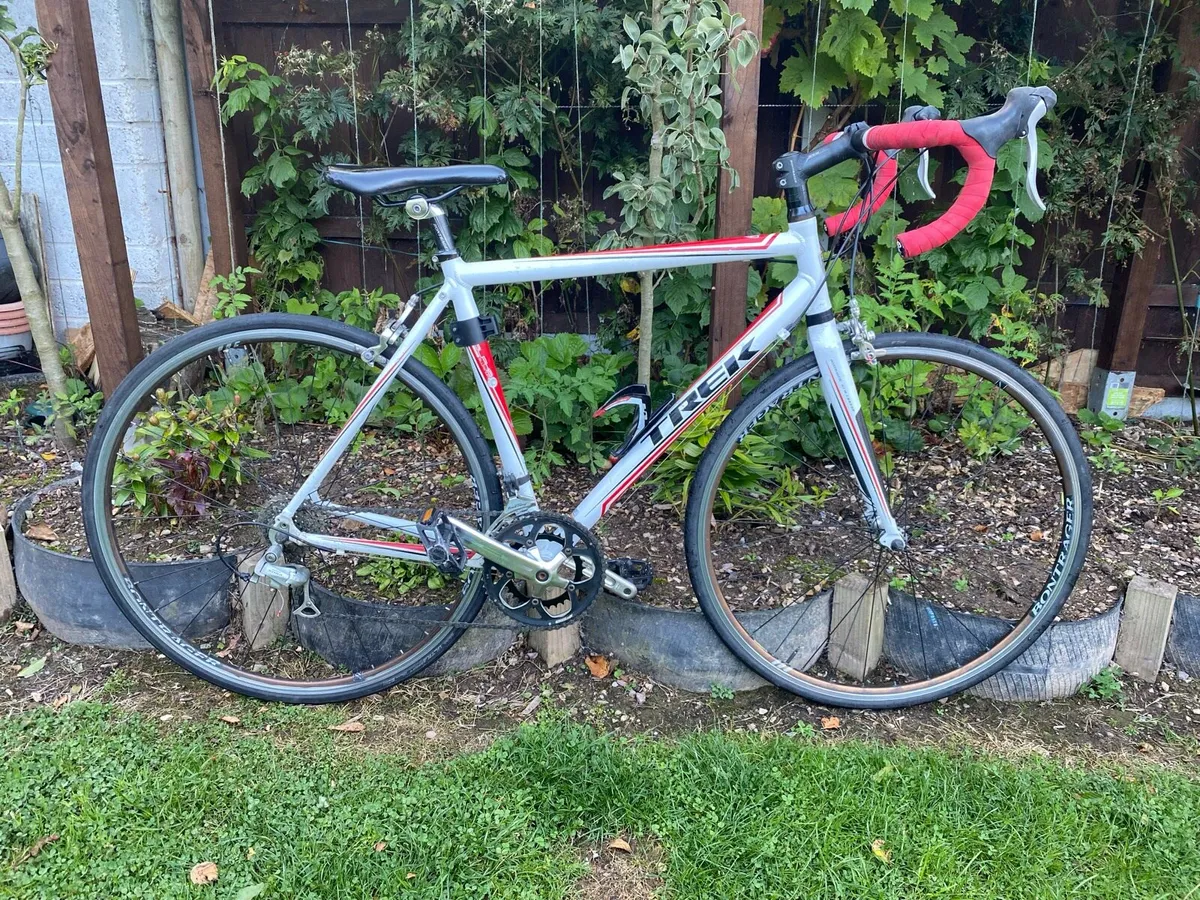 Trek alpha 700x25c wheels 21 inch frame 16 - Image 1
