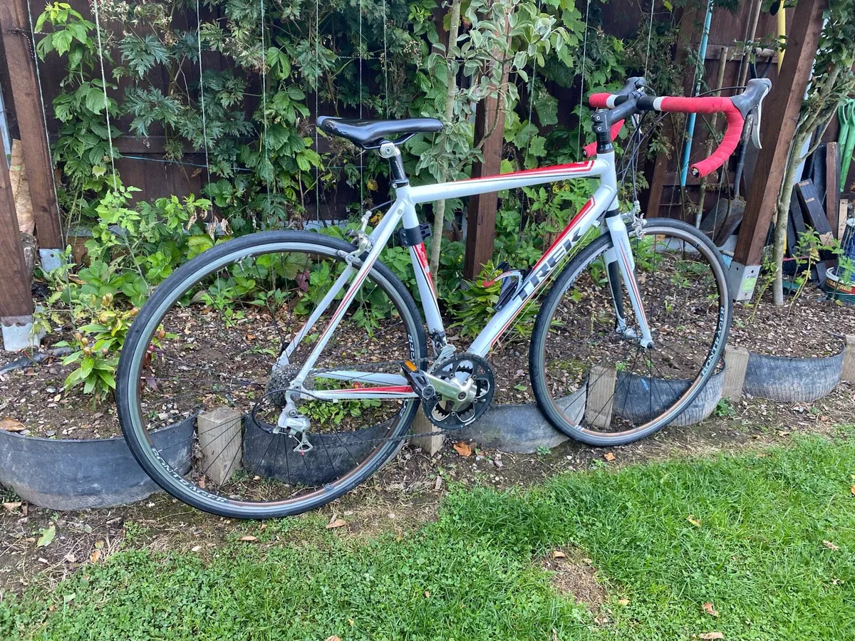 Trek alpha 700x25c wheels 21 inch frame 16 - Image 4