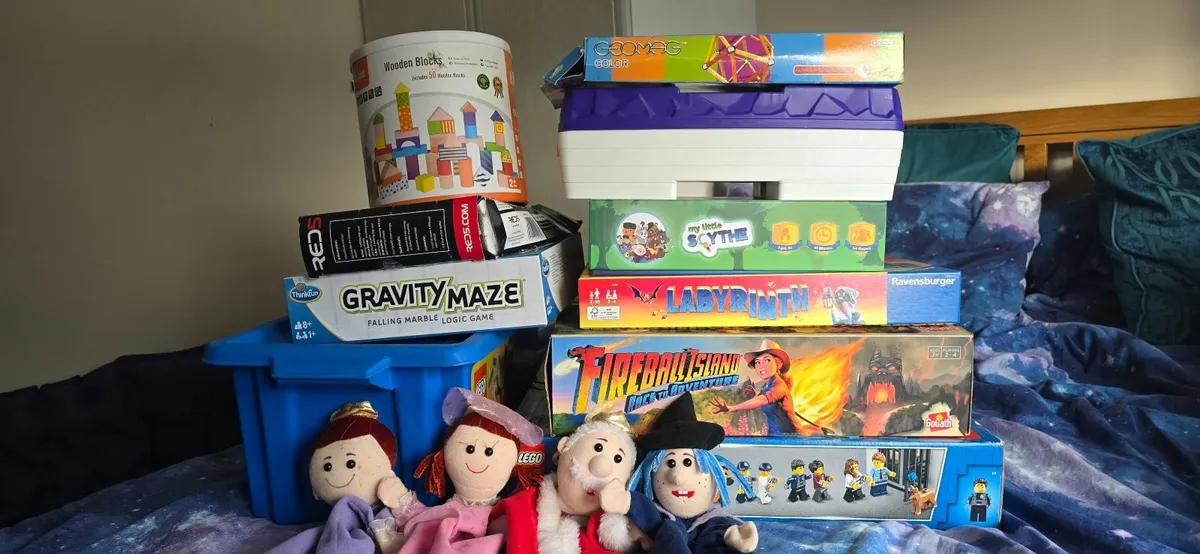Board games, toys and Lego - Image 1