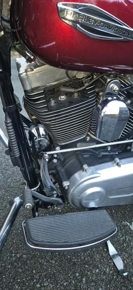 Motorcycle - Image 4