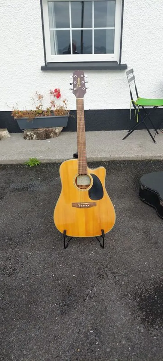 Takamine semi-acoustic guitar - Image 4