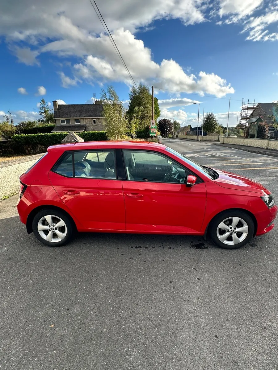 151 Skoda Fabia - Image 4