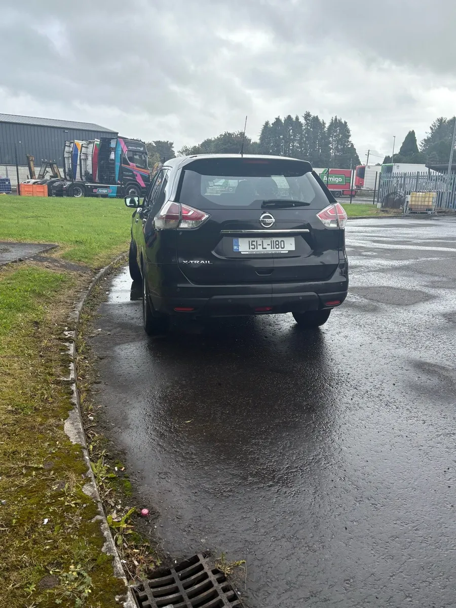 Nissan X-Trail 7 Seater - Image 3