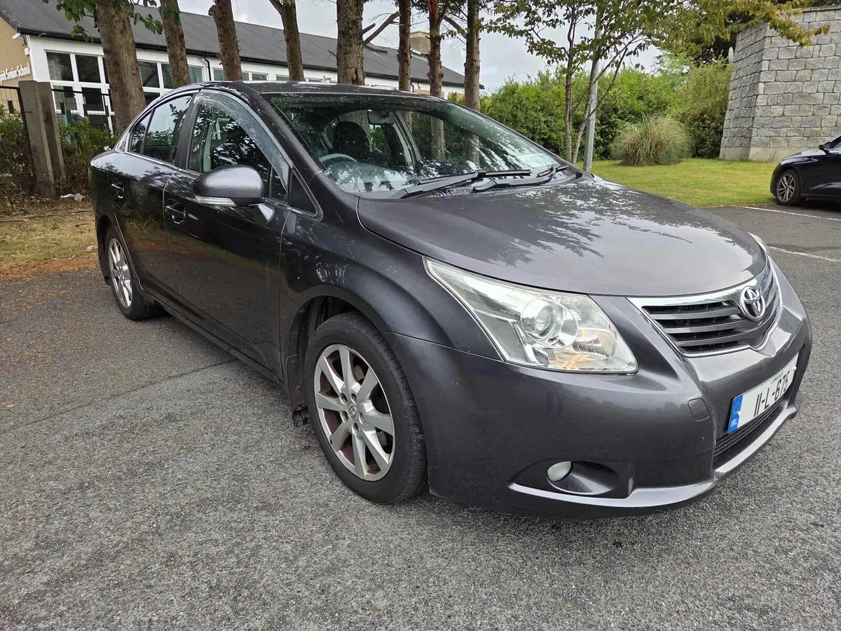 Toyota Avensis 2.0 D4D Aura Low Kms - Image 1