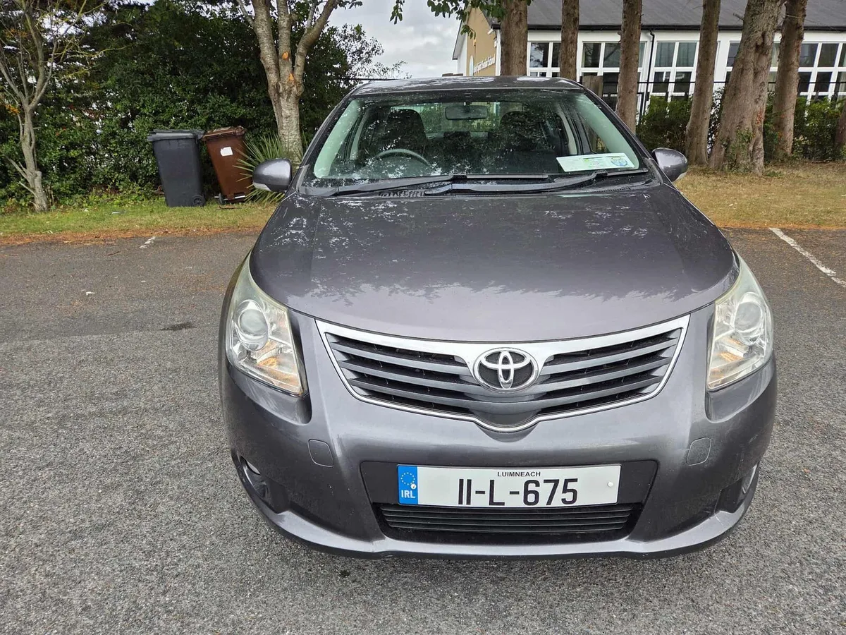 Toyota Avensis 2.0 D4D Aura Low Kms - Image 2