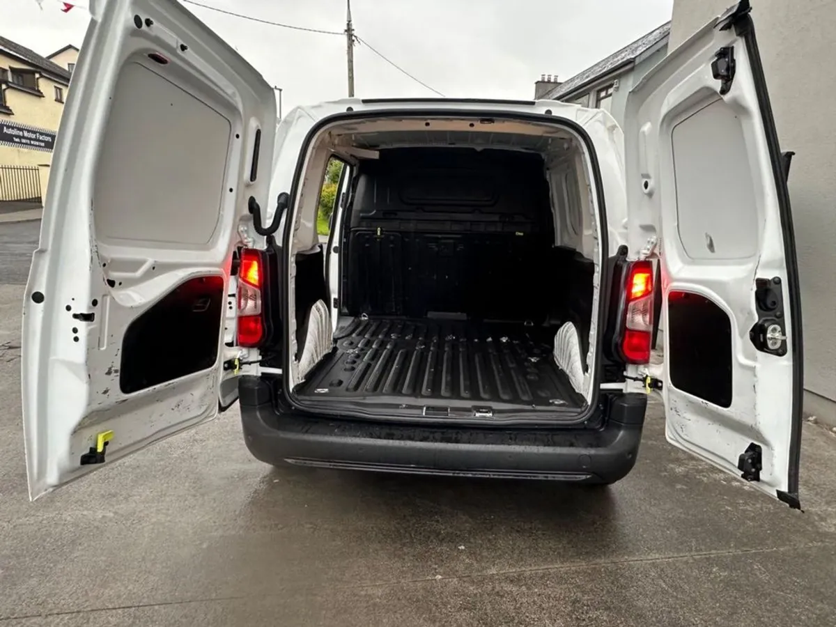 Toyota Proace 1.5d 102 GX SWB -  13999 Plus Vat - Image 4