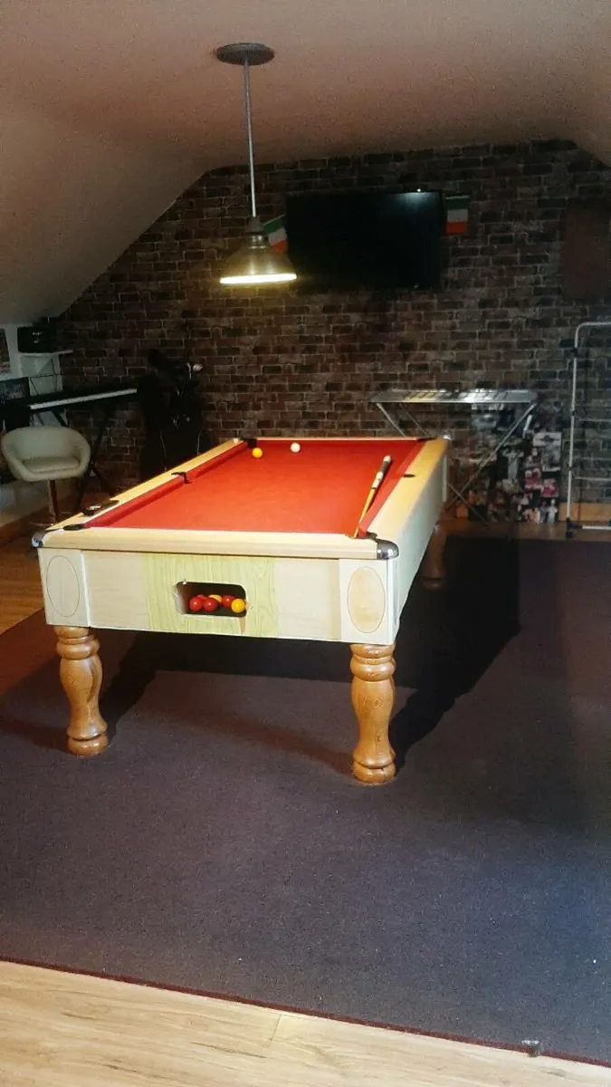 Pool Table - Image 4