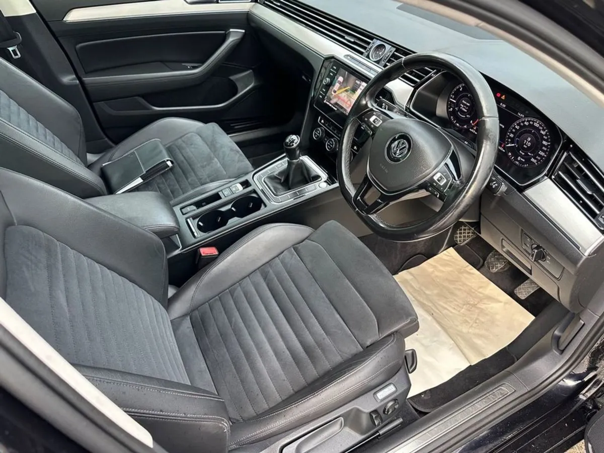 Volkswagen Passat 2.0 TDI 150 BHP Highline - Image 2