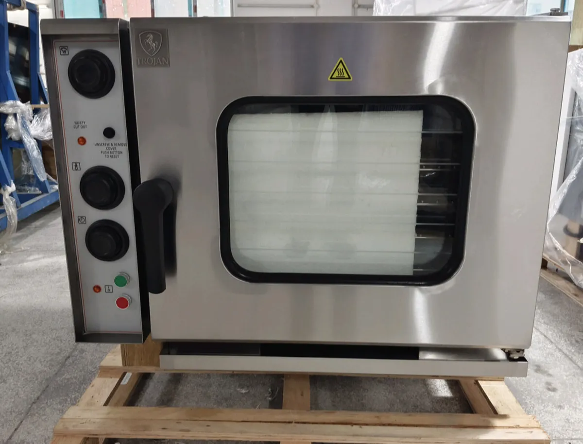 New trojan elec combi oven