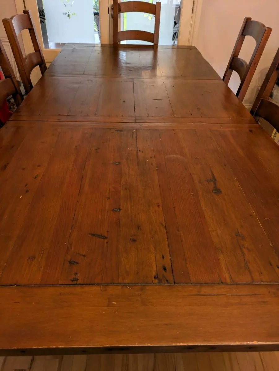 Table &6 chairs - Image 3