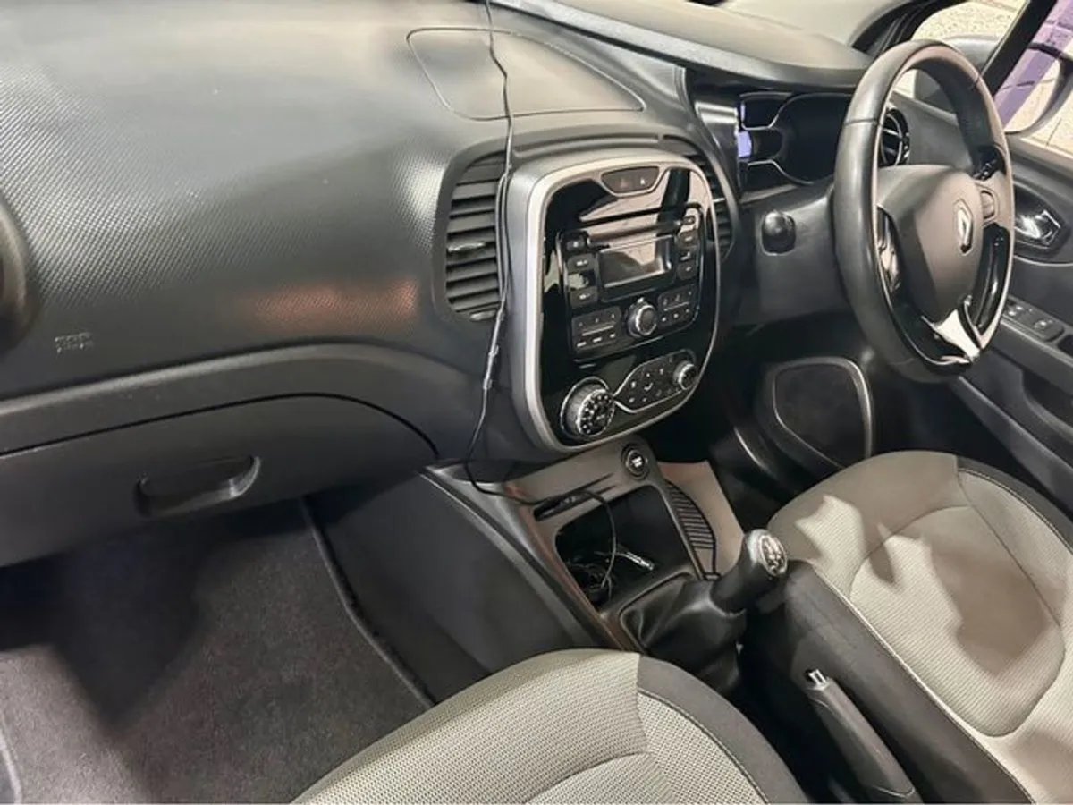 Renault Captur Life 1.5 DCI 90 4DR - Image 4