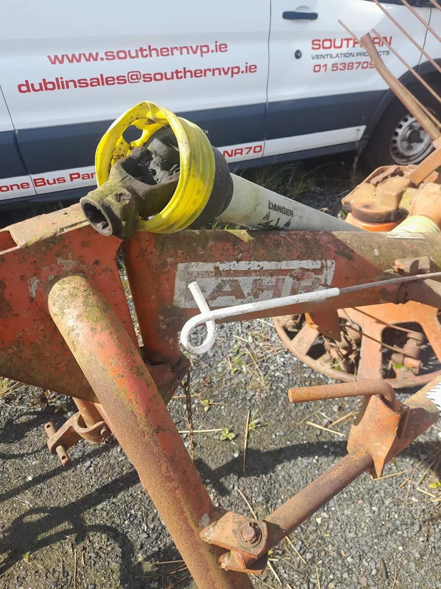 Deutz fahr Hayturner plus Grubber - Image 3