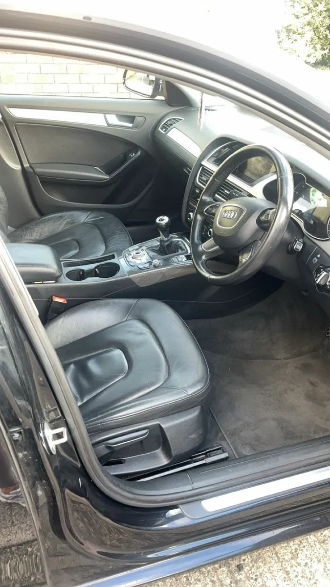 Audi A4 2014 - Image 4