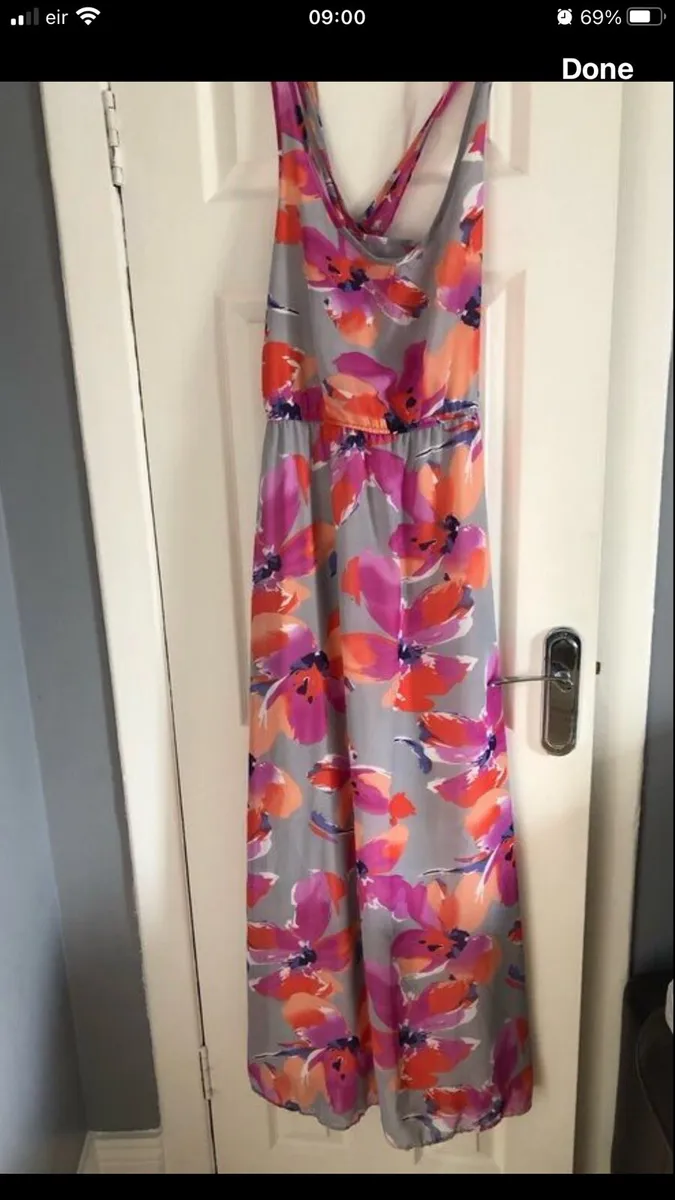 Ladies stunning dress size 12 €10 - Image 1