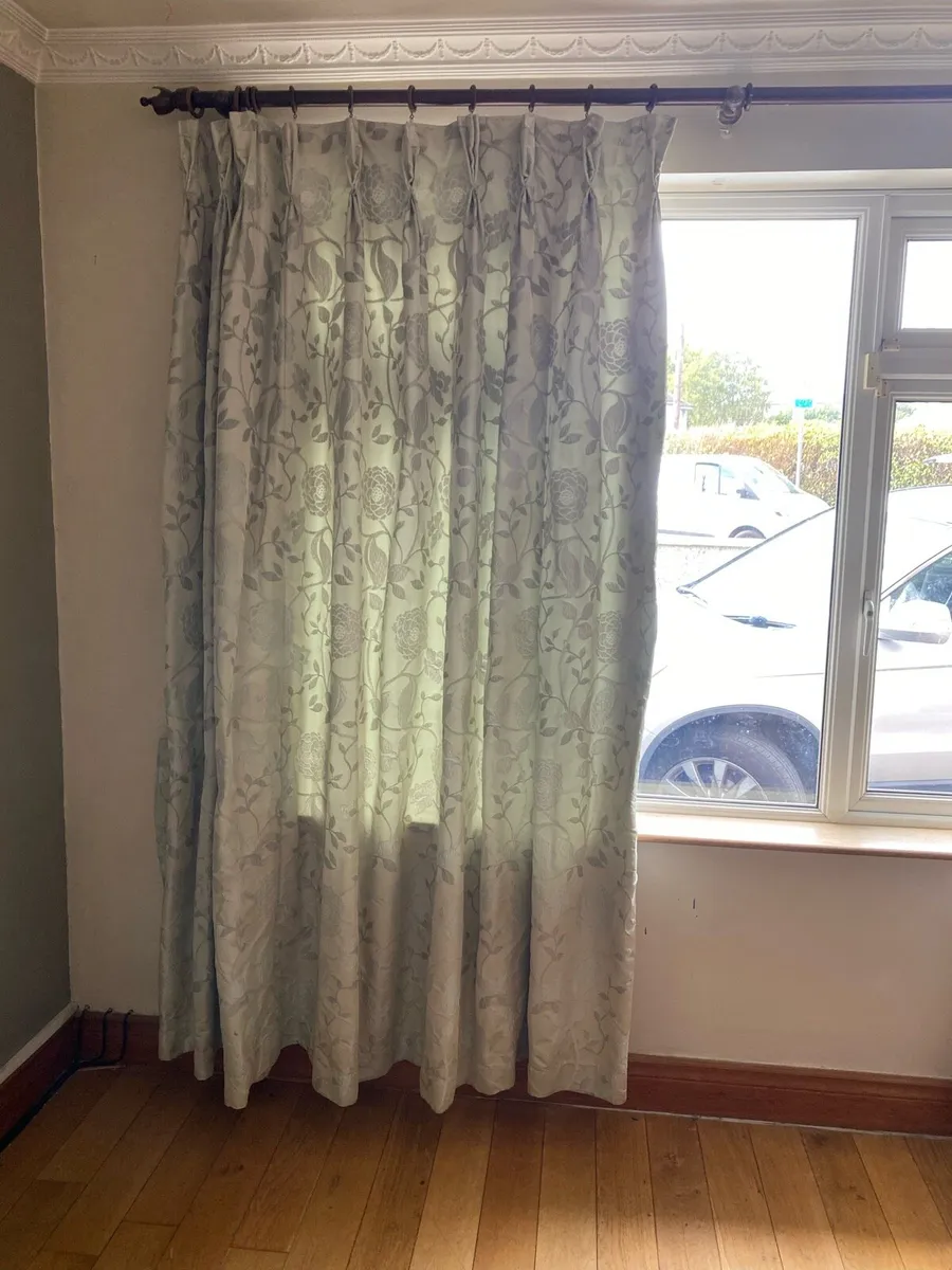 Curtains - light green color - Image 1