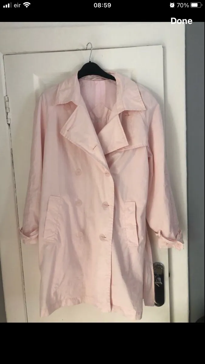 Ladies stunning coat size 8 €15 - Image 1
