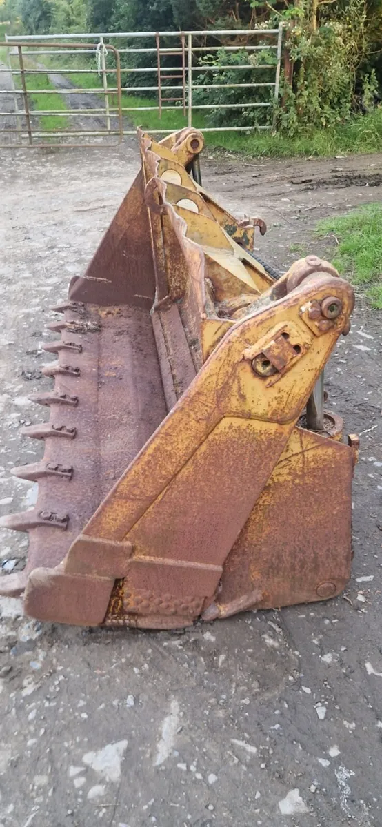 Front loder bucket - Image 3