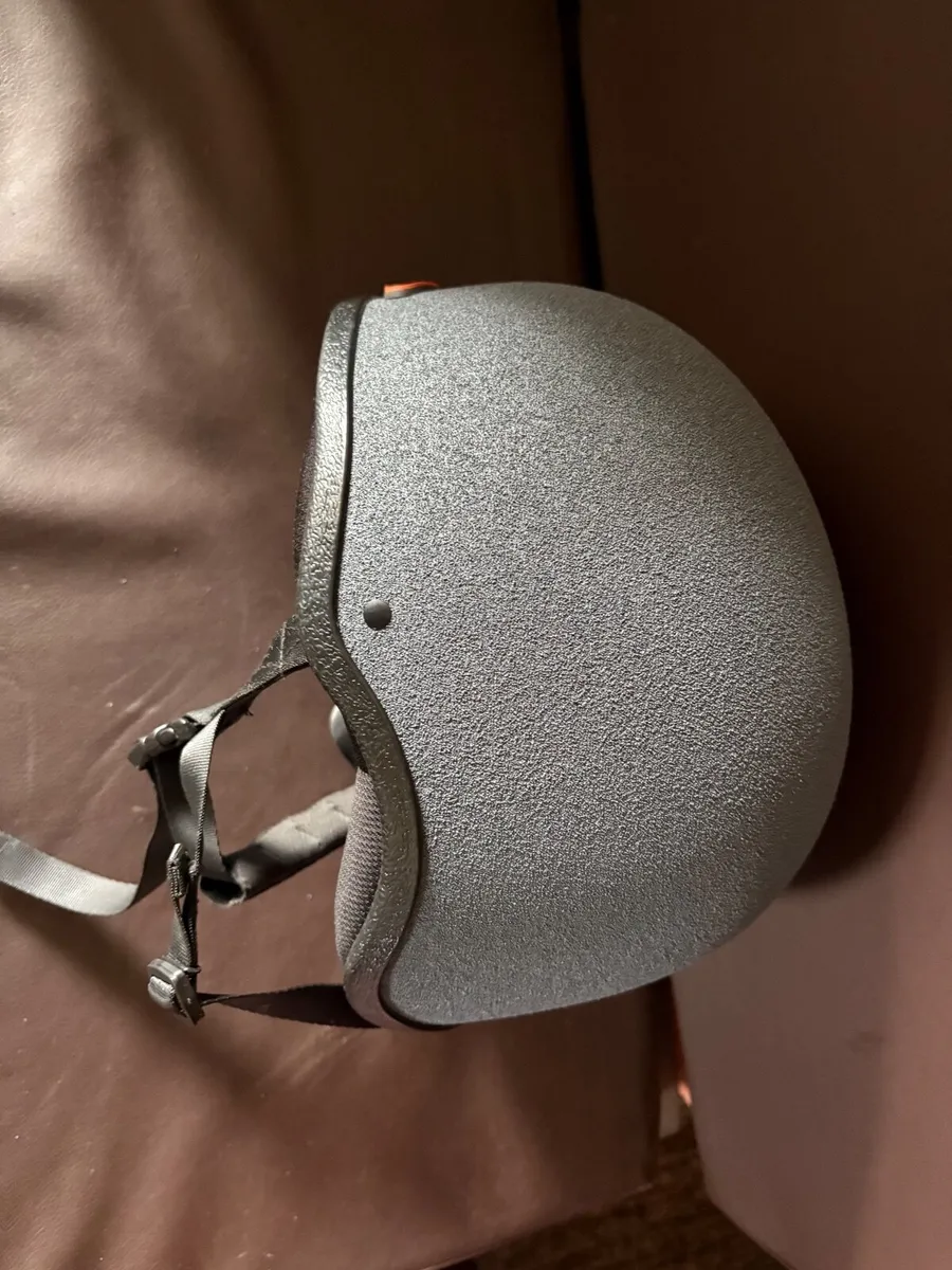 Horse riding helmet - Karben size 57 - Image 4
