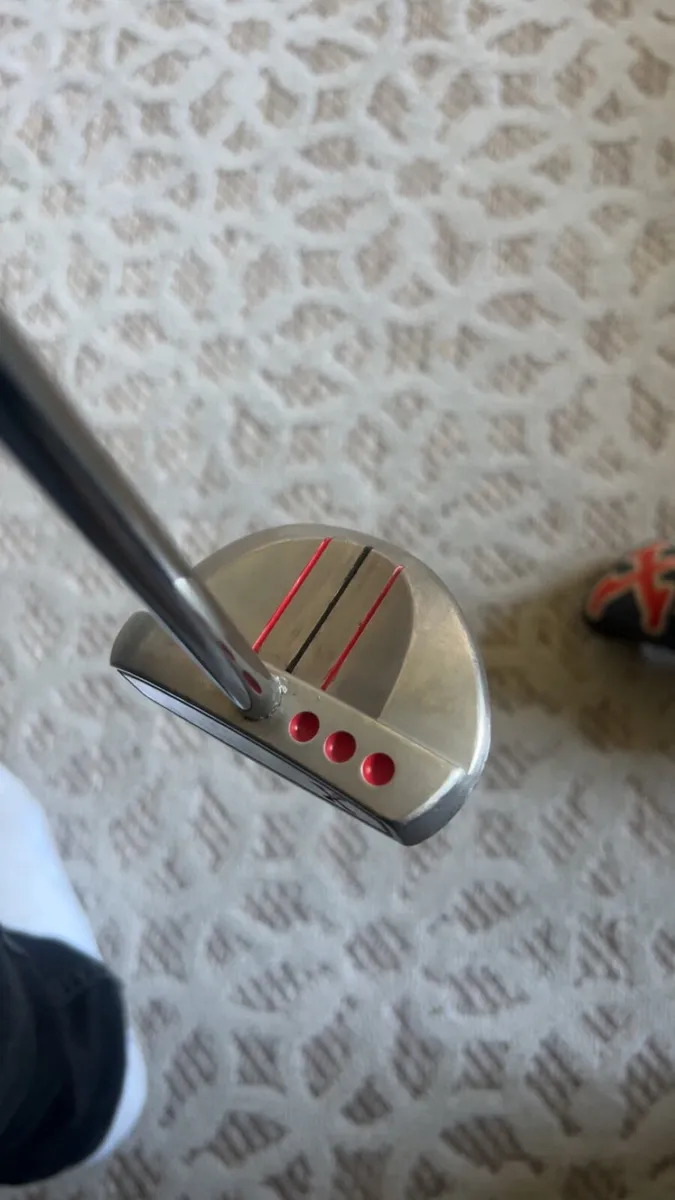 Scotty Cameron red ❌ Putter - Image 4