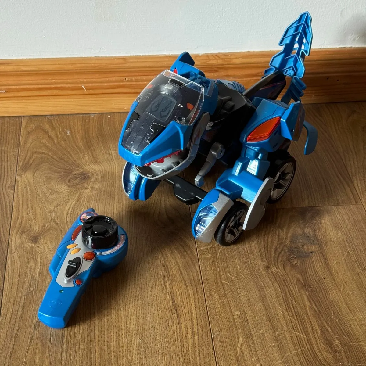 Remote control T-Rex Transformer Dash Go Dinos - Image 3
