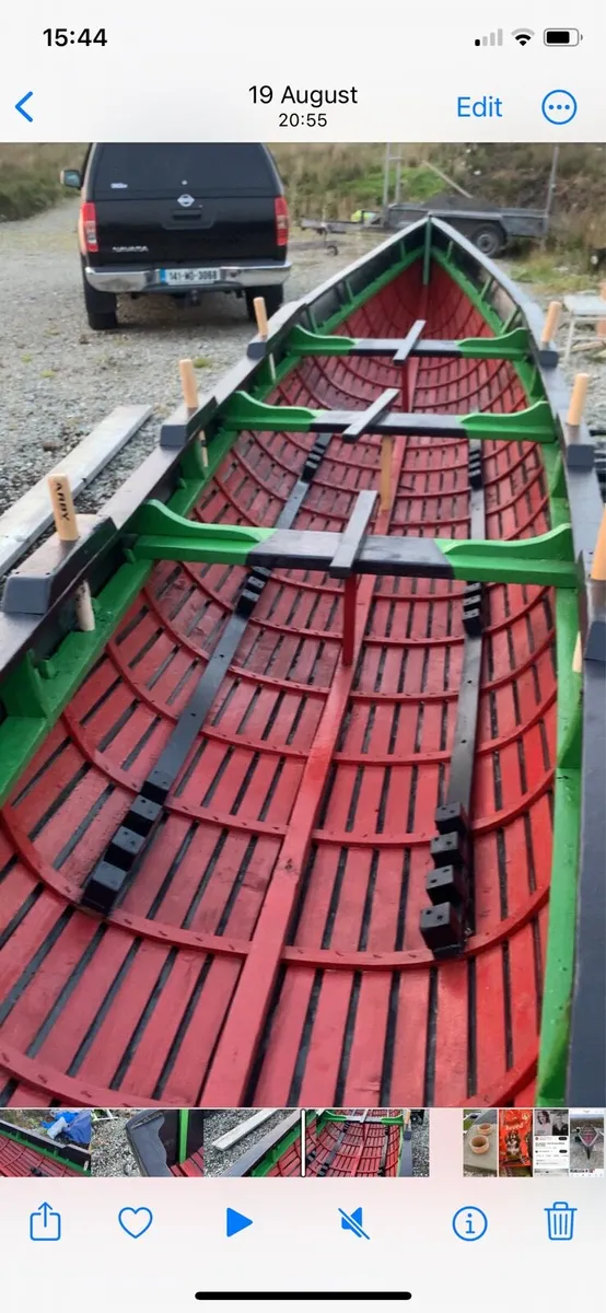Racing currach - Image 1
