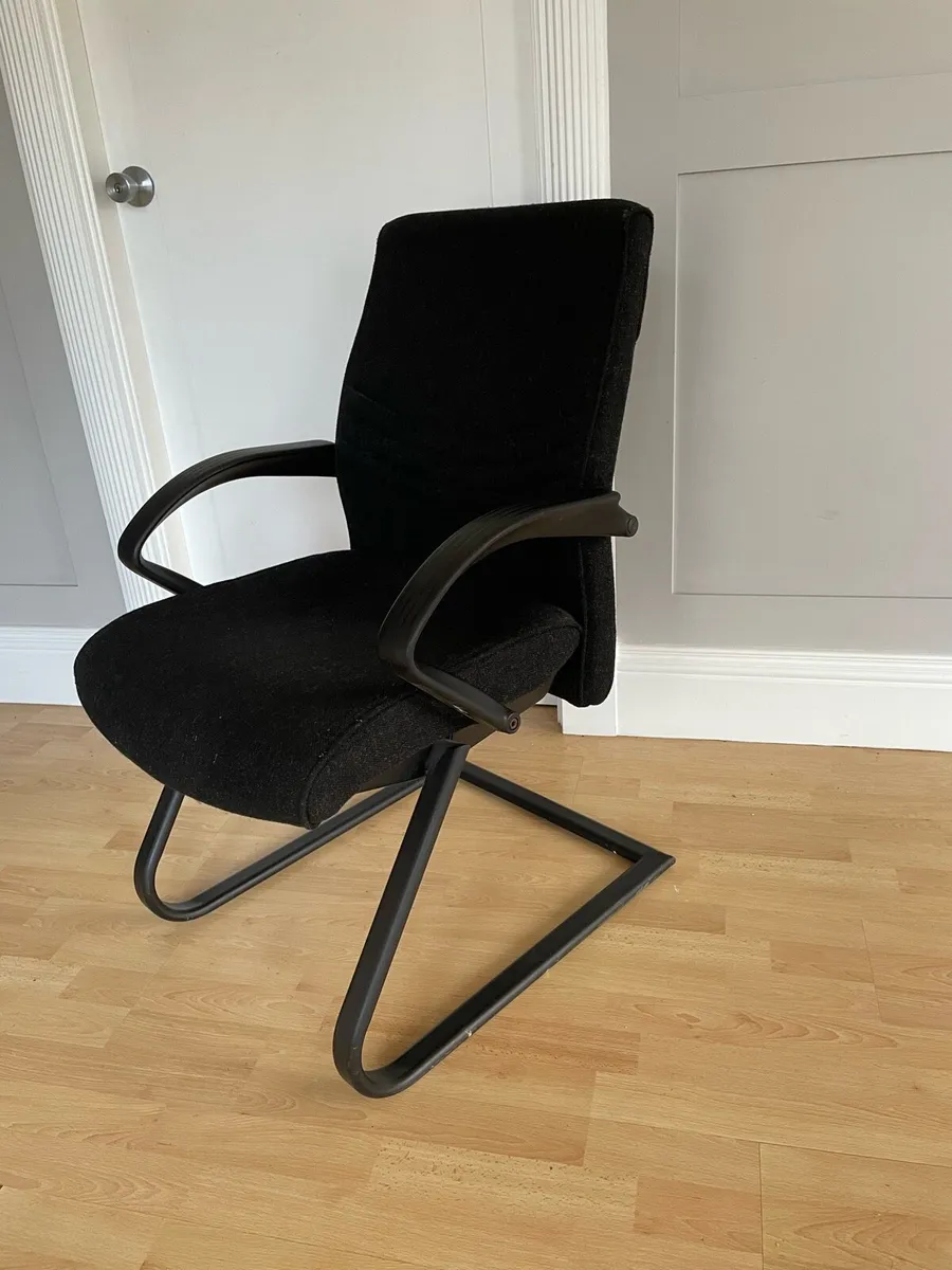 Office and Meeting Boardroom Chairs - Image 2