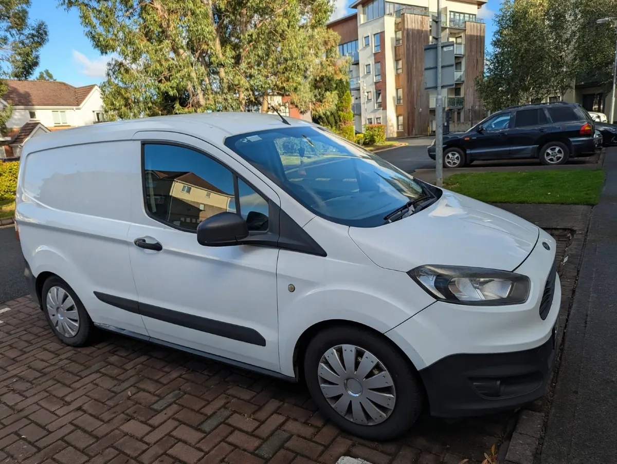 Ford Transit Courier 2015 - Image 1