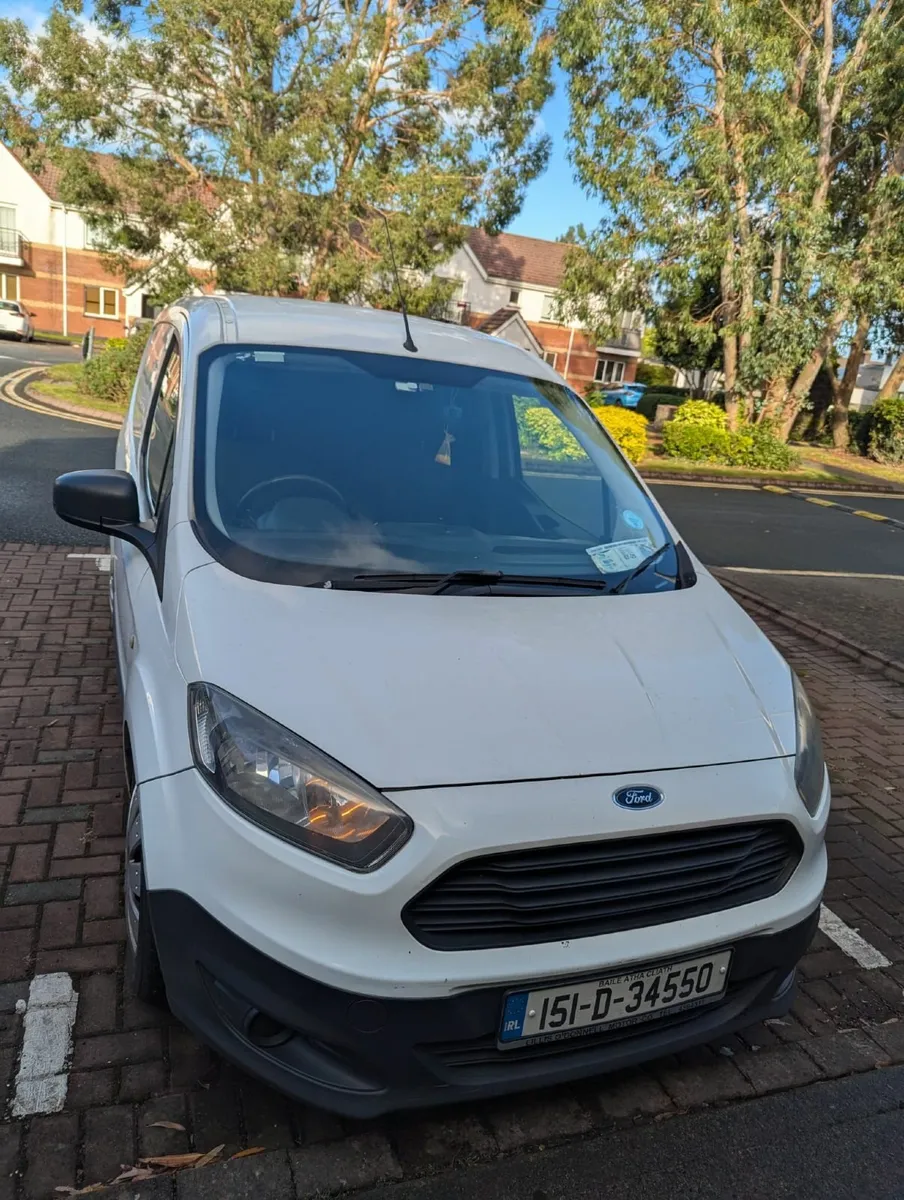 Ford Transit Courier 2015 - Image 3