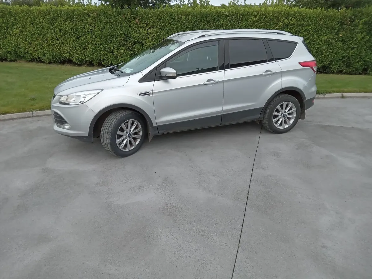 Ford Kuga 2016 - Image 2