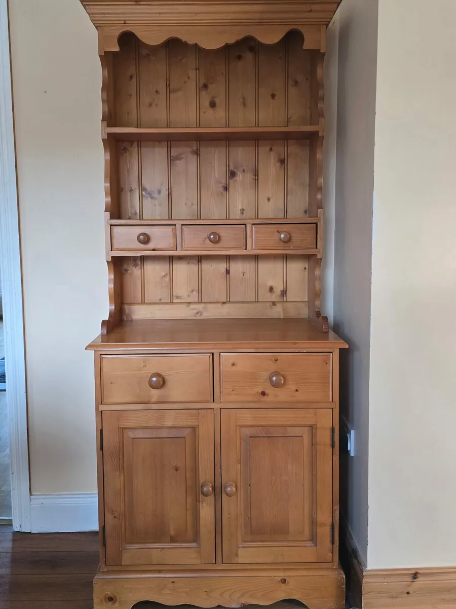 Farmhouse Dresser - Image 1