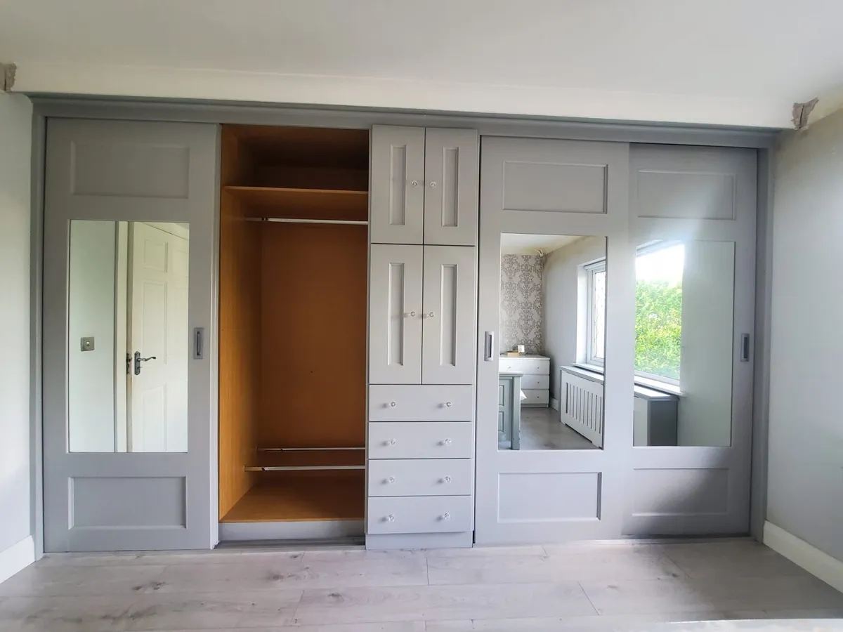 Wardrobe - Image 3