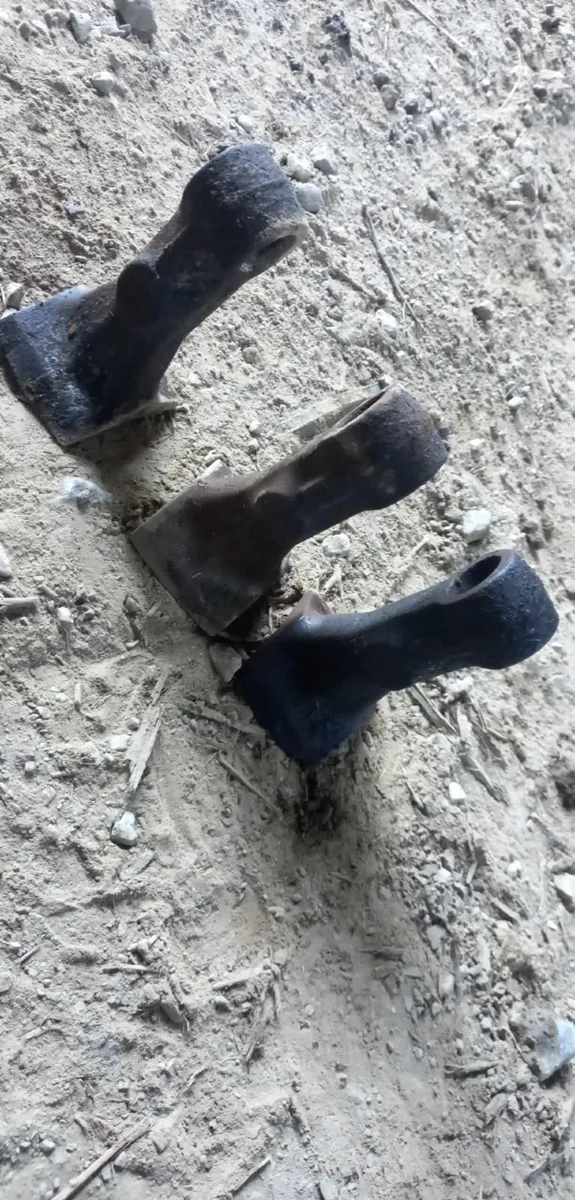Hedge cutter flails - Image 1